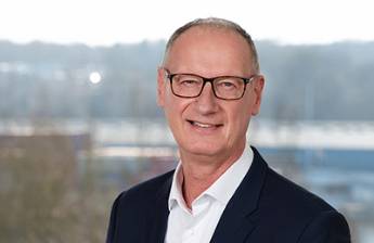 Portraitfoto von Nils Beermann, Account Manager bei Consist