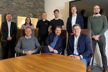 Gruppenbild Akkreditierung download Die Teams von Tanium und Consist freuen sich über die Akkreditierung und Intensivierung der Zusammenarbeit.